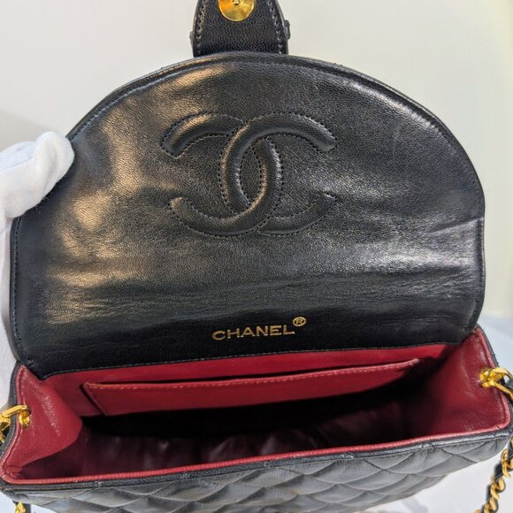 Chanel Vintage 0-Series Black Diana-Style Half Moon Flap Bag - Picture 9 of 16